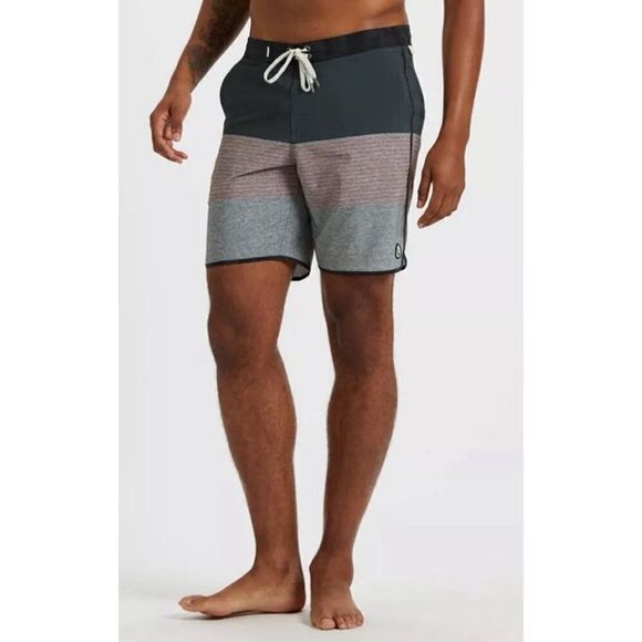 Vuori Cruise V314 Board Shorts Performance 4 Way Stretch Stripe Red Blue Mens 36 - Picture 1 of 6